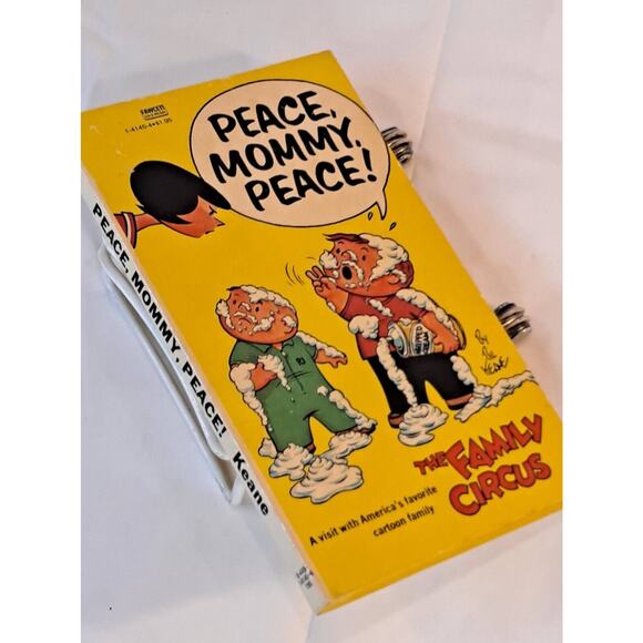 Peace, Mommy, Peace!; A Visit with America's favorite cartoon family The Family - Picture 4 of 4